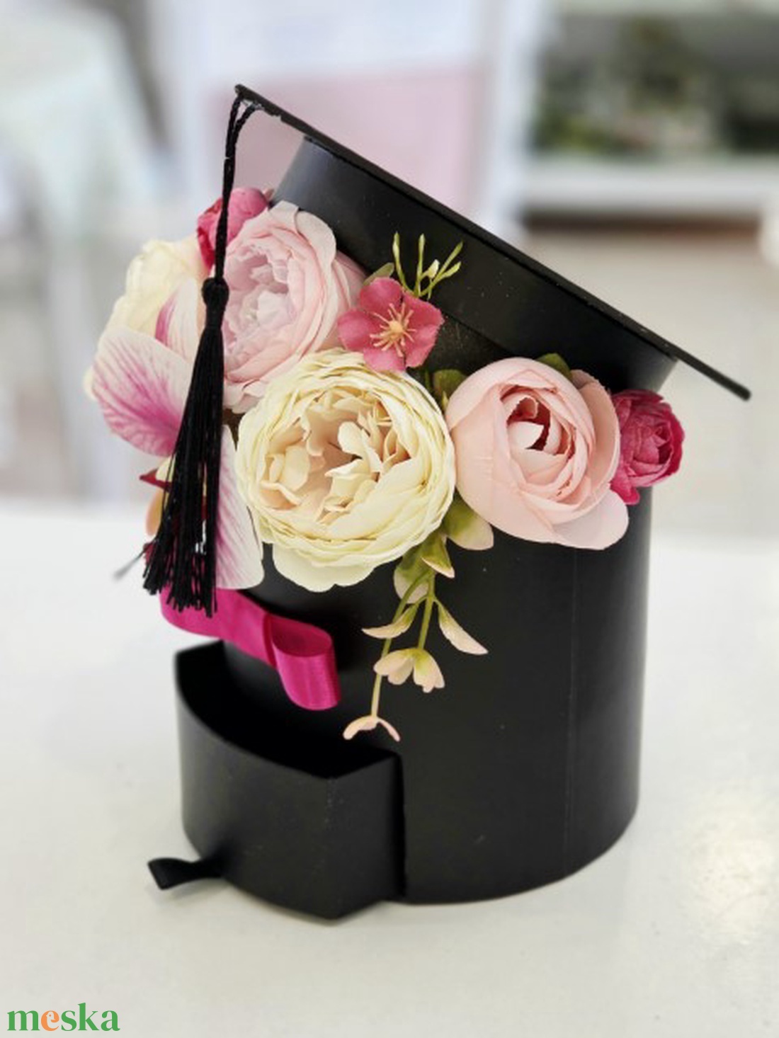 Fekete fiókos kalapos doboz - pink - otthon & életmód - virágdekoráció - virágok - virágcsokor - Meska.hu