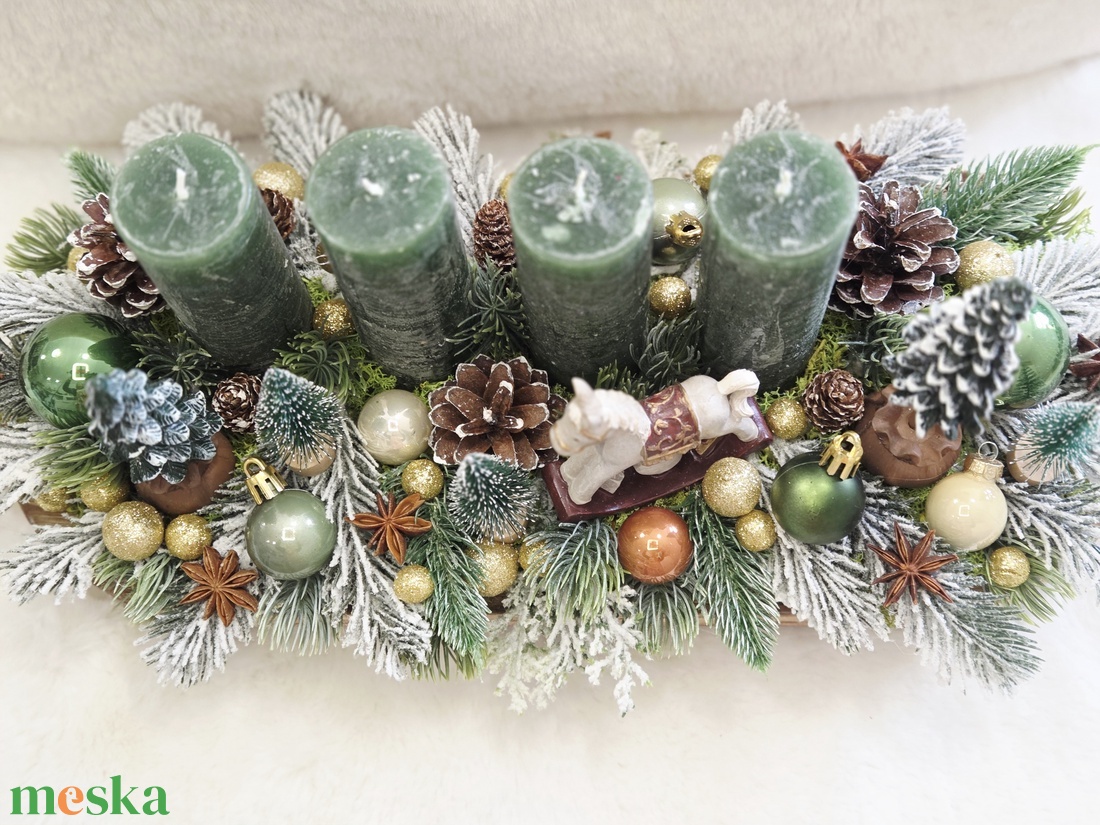 Természetes zöld-arany adventi asztaldísz  - karácsony - adventi díszek - adventi koszorú - Meska.hu