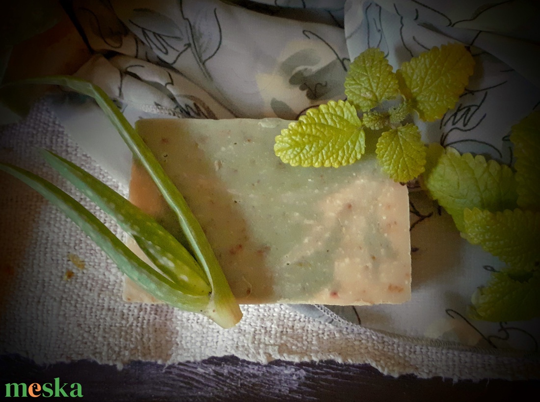 Aloe vera - citromfű szappan szőlőmag olajjal - szépségápolás - szappan & fürdés - kézműves szappan - Meska.hu