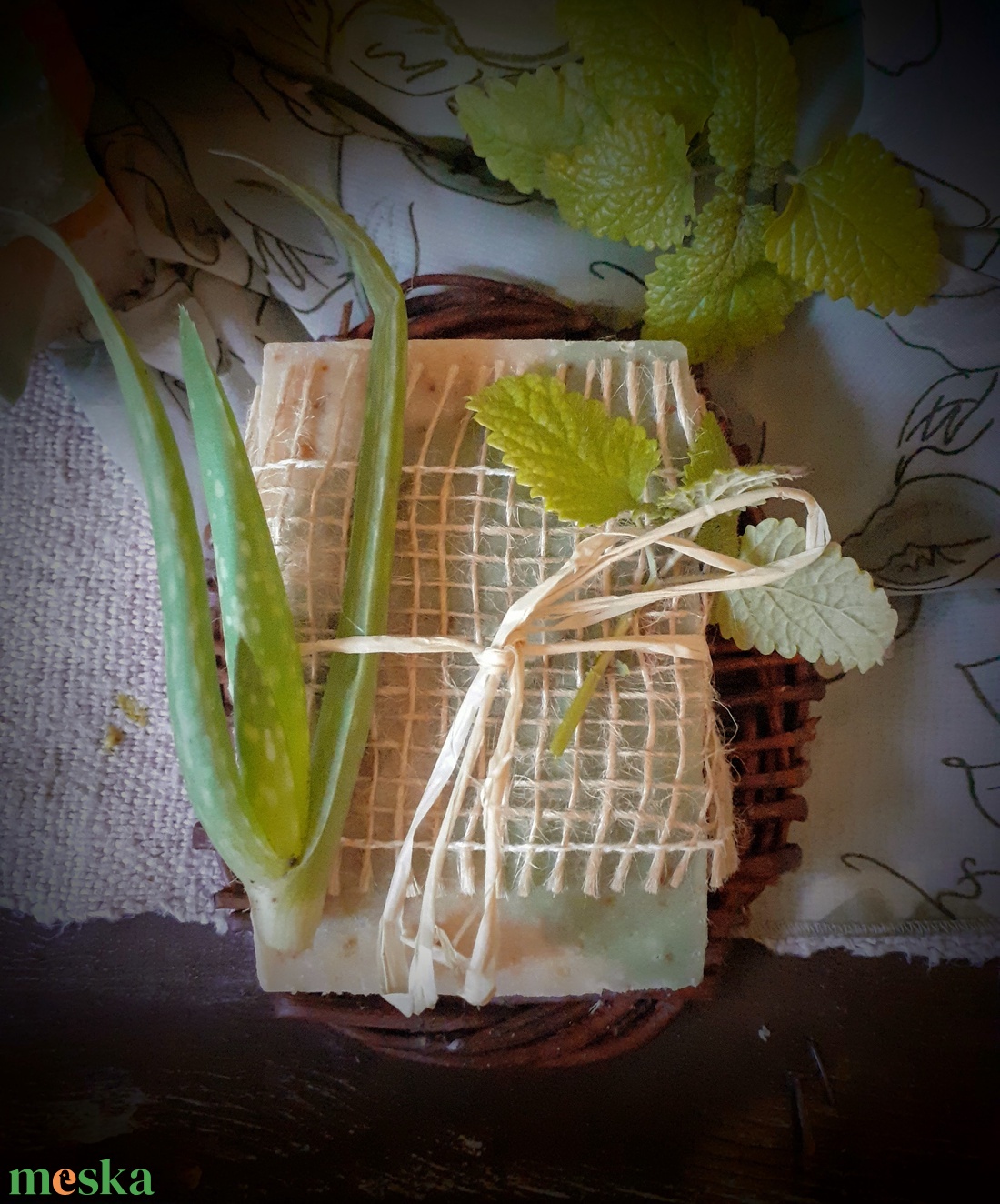 Aloe vera - citromfű szappan szőlőmag olajjal - szépségápolás - szappan & fürdés - kézműves szappan - Meska.hu Aloe vera - citromfű szappan szőlőmag olajjal - szépségápolás - szappan & fürdés - kézműves szappan - Meska.hu