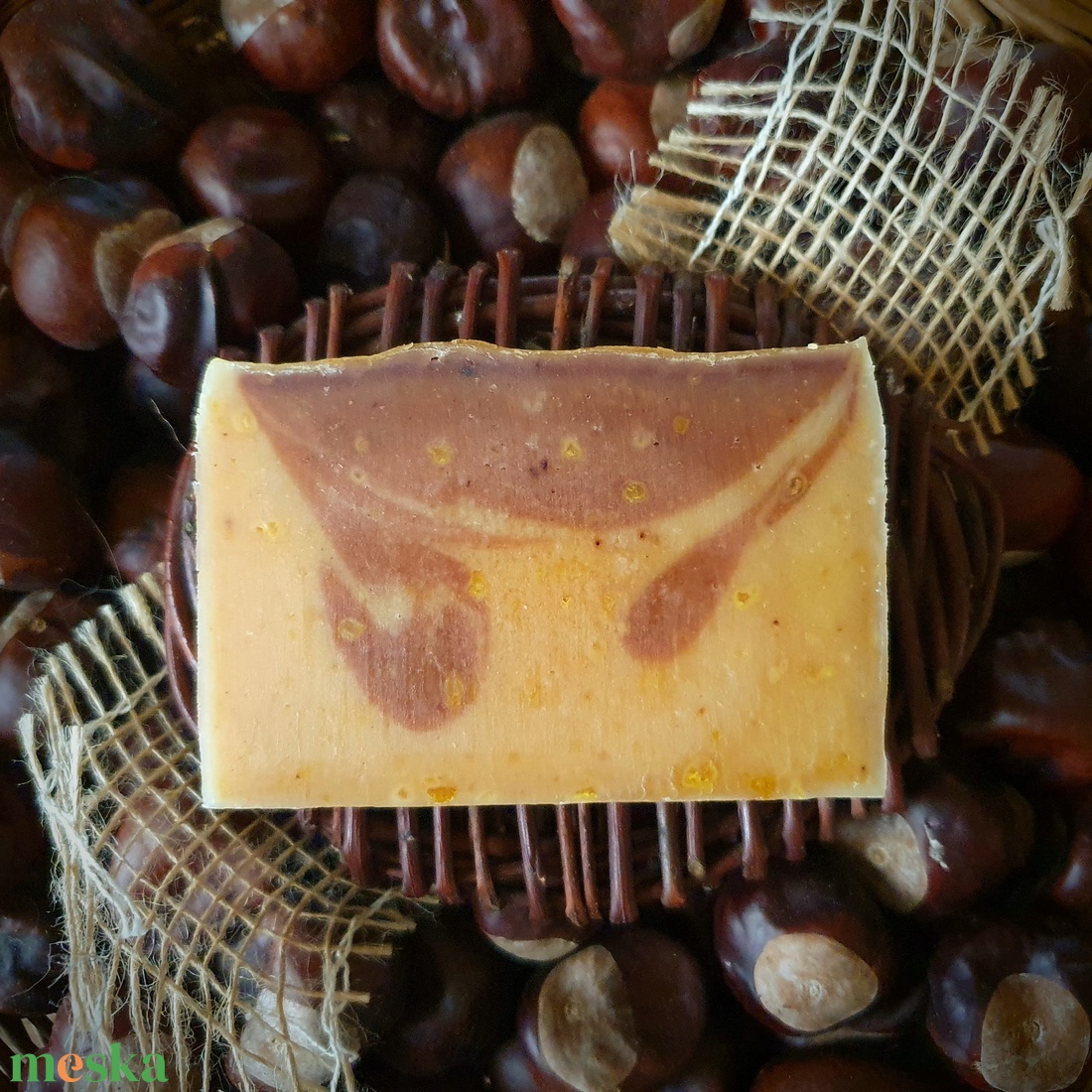 Vadgesztenyés szappan kecsketejjel és shea vajjal - szépségápolás - szappan & fürdés - kézműves szappan - Meska.hu