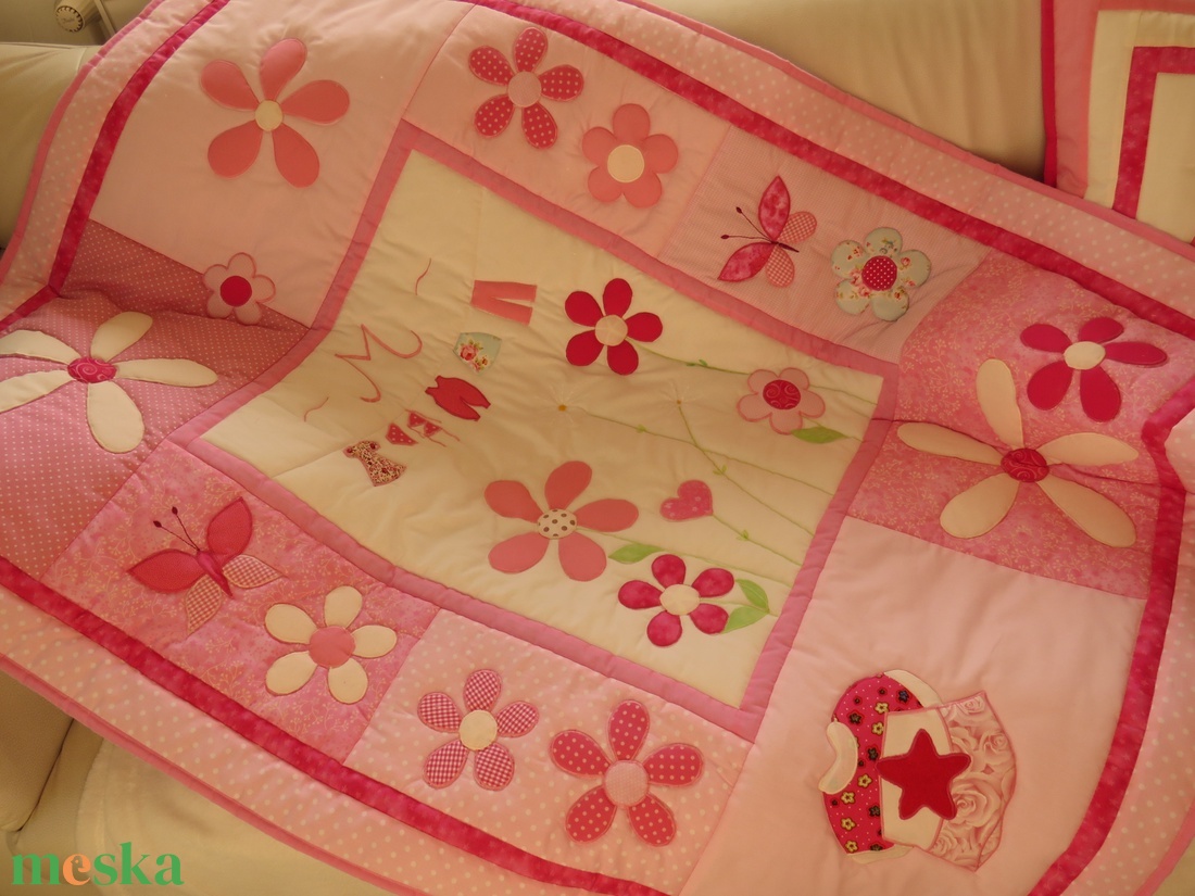 Pitypangos, patchwork babatakaró, ovis takaró párnával - otthon & életmód - babaszoba, gyerekszoba - babatakaró, gyerek pléd - Meska.hu Pitypangos, patchwork babatakaró, ovis takaró párnával - otthon & életmód - babaszoba, gyerekszoba - babatakaró, gyerek pléd - Meska.hu