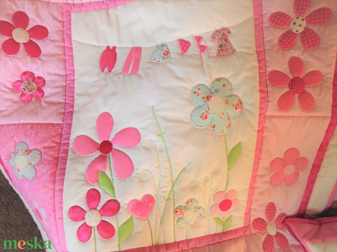 Pitypangos, patchwork babatakaró, ovis takaró párnával - otthon & életmód - babaszoba, gyerekszoba - babatakaró, gyerek pléd - Meska.hu Pitypangos, patchwork babatakaró, ovis takaró párnával - otthon & életmód - babaszoba, gyerekszoba - babatakaró, gyerek pléd - Meska.hu