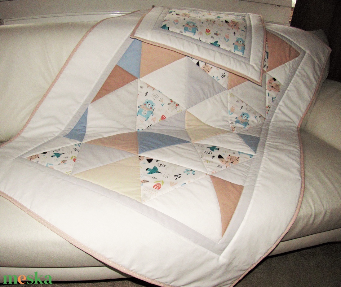 Pasztell patchwork babatakaró - otthon & életmód - babaszoba, gyerekszoba - szett kiságyba - Meska.hu