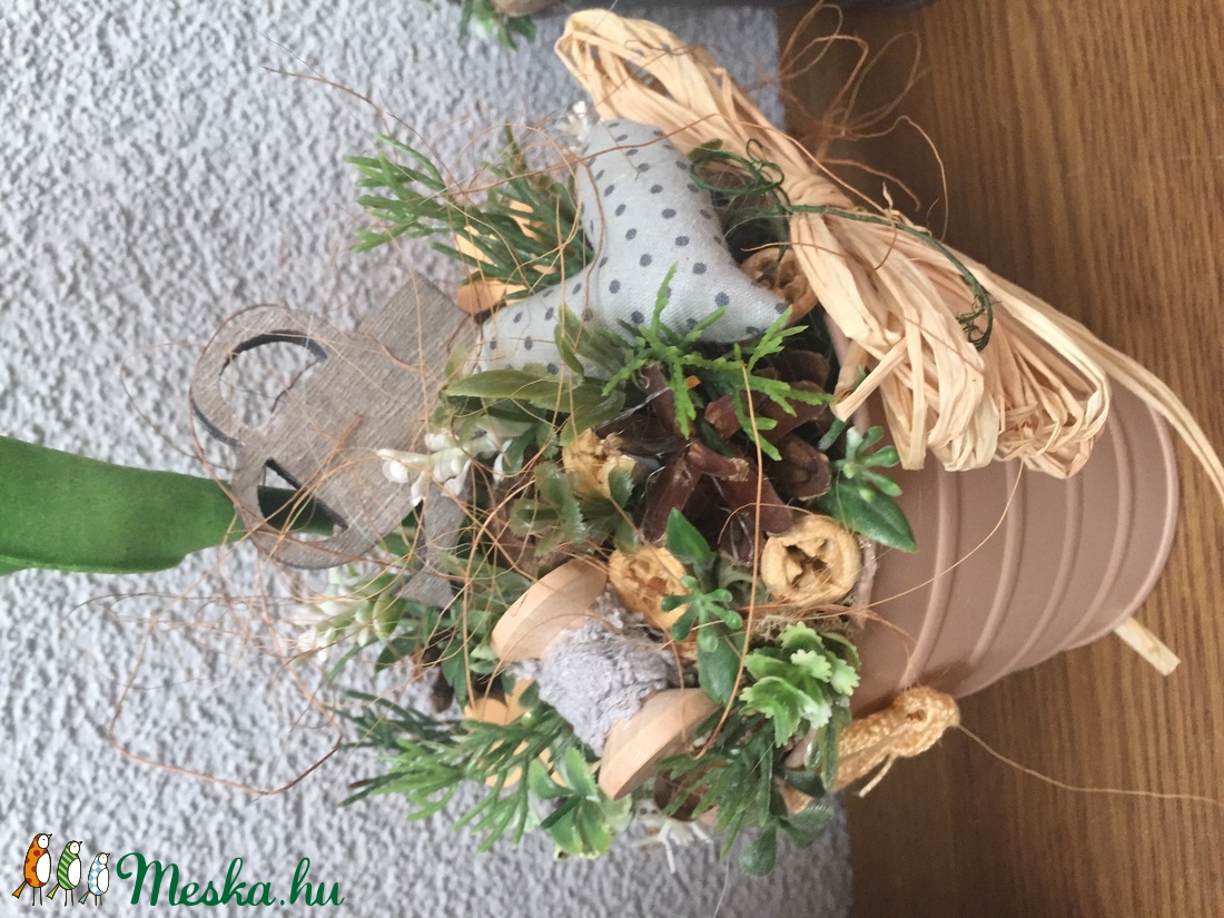Tulipános asztaldísz vödörben - otthon & életmód - dekoráció - Meska.hu Tulipános asztaldísz vödörben - otthon & életmód - dekoráció - Meska.hu