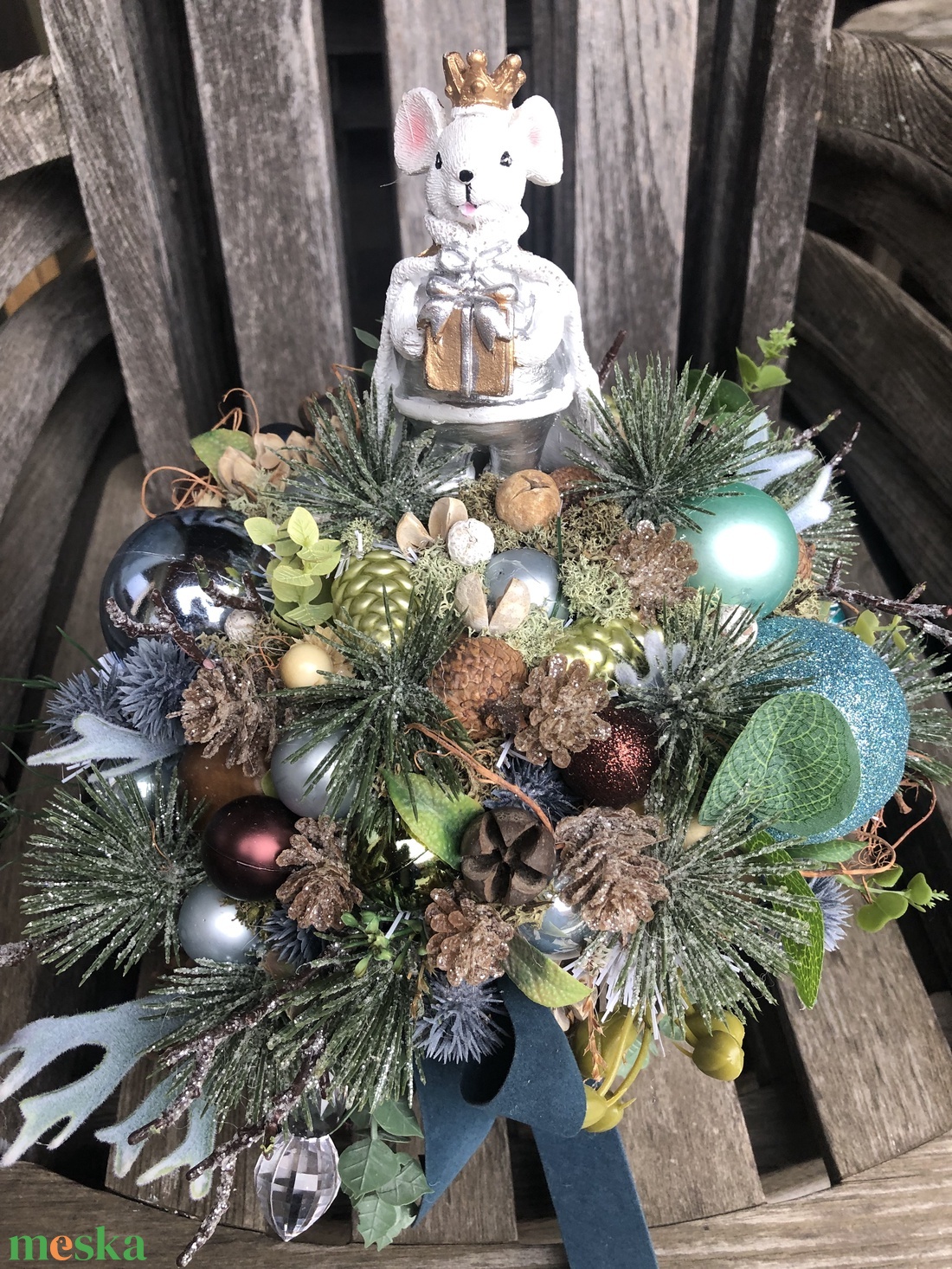 Karácsonyi asztaldísz egérkirállyal - karácsony - karácsonyi lakásdekoráció - ünnepi asztaldekoráció - Meska.hu