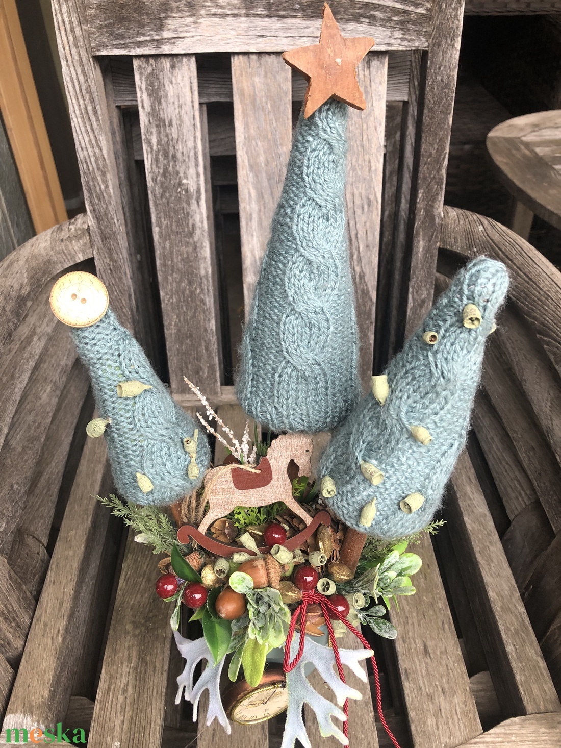 Karácsonyi asztaldísz fenyőfákkal - karácsony - karácsonyi lakásdekoráció - ünnepi asztaldekoráció - Meska.hu