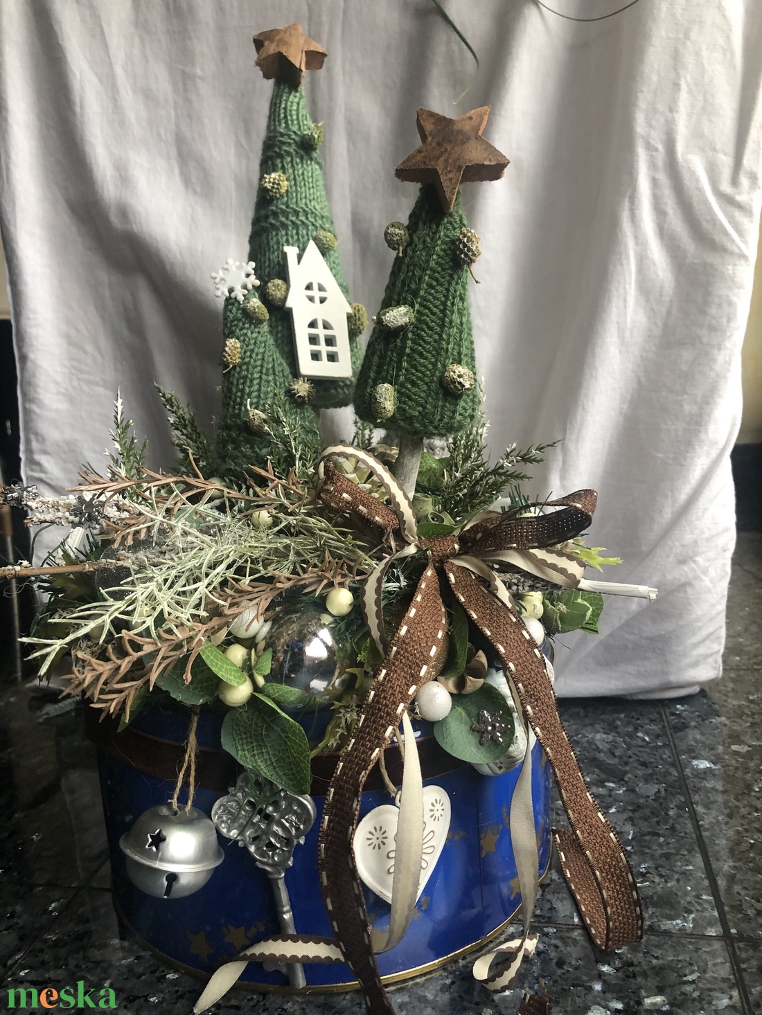 Karácsonyi asztaldísz zöld erdőben - karácsony - karácsonyi lakásdekoráció - ünnepi asztaldekoráció - Meska.hu