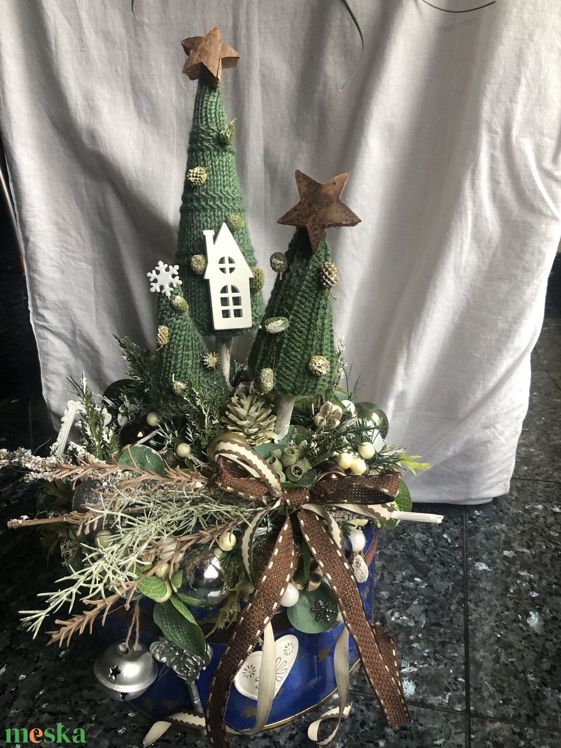 Karácsonyi asztaldísz zöld erdőben - karácsony - karácsonyi lakásdekoráció - ünnepi asztaldekoráció - Meska.hu