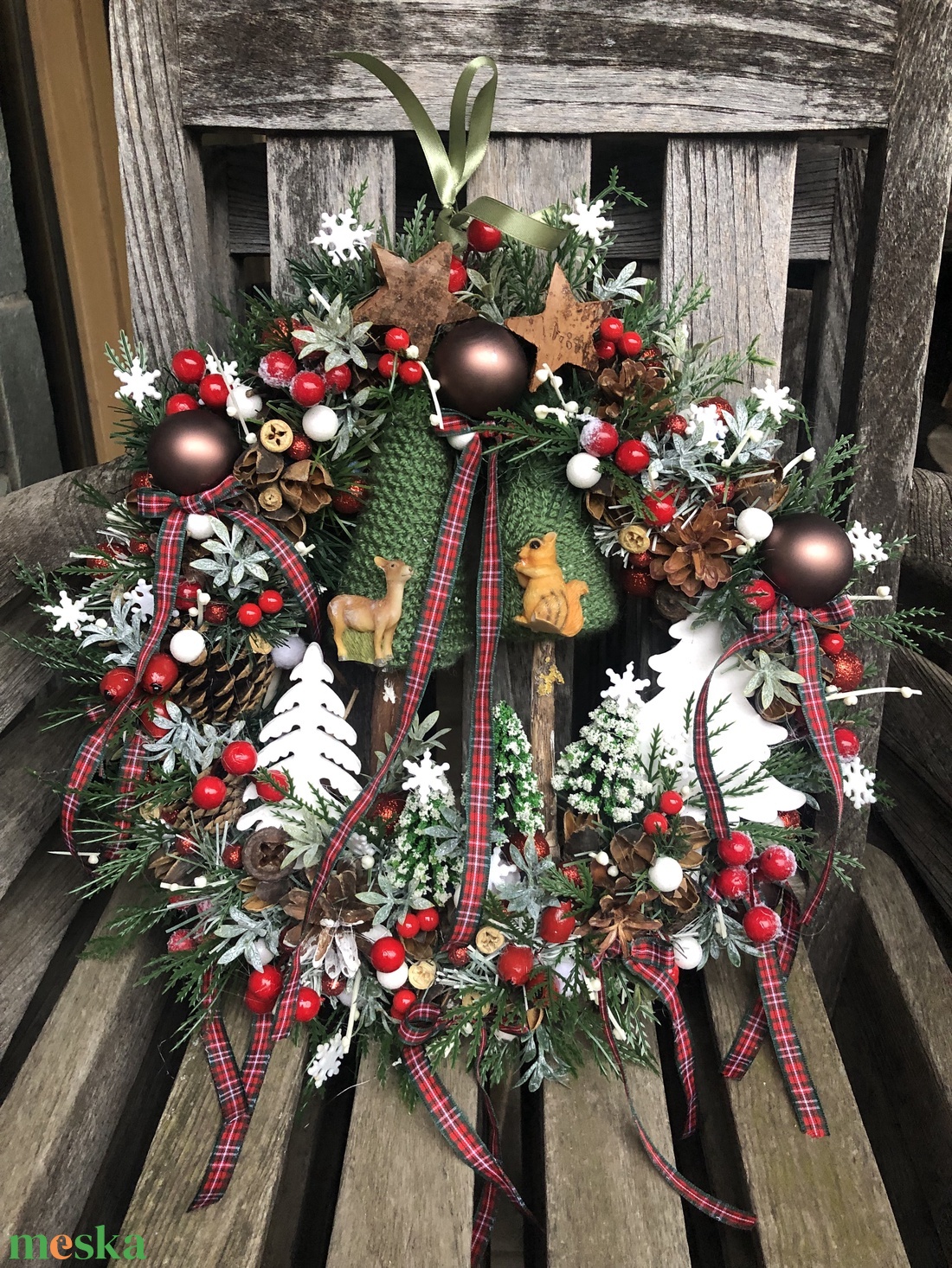 Karácsonyi ajtódísz fenyőerdőben - karácsony - karácsonyi lakásdekoráció - karácsonyi ajtódíszek - Meska.hu