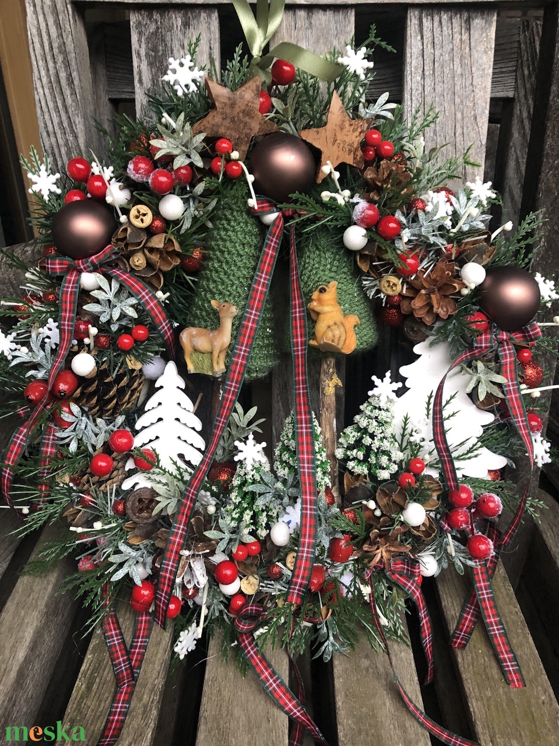 Karácsonyi ajtódísz fenyőerdőben - karácsony - karácsonyi lakásdekoráció - karácsonyi ajtódíszek - Meska.hu