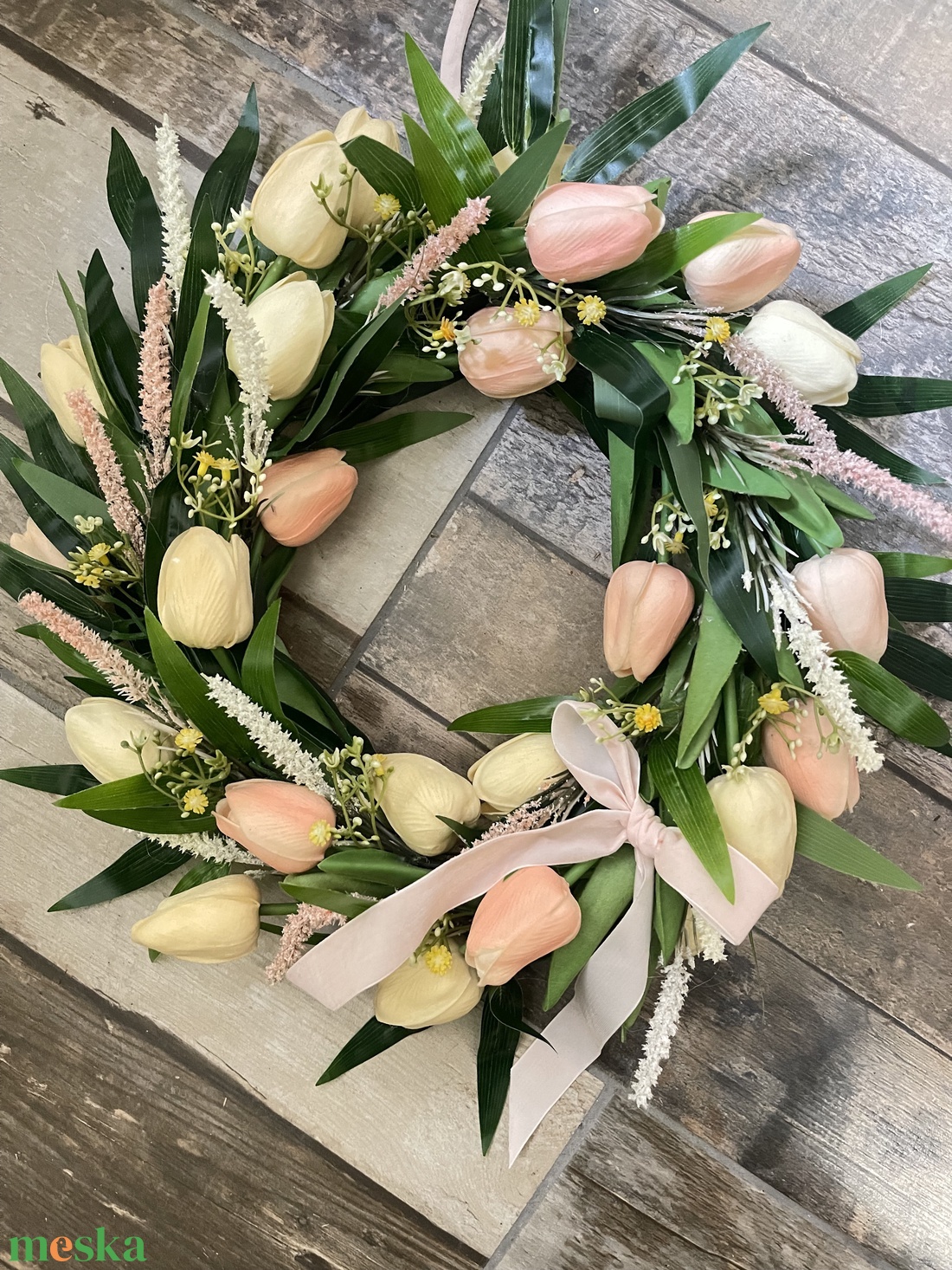 Ajtódísz tulipánokkal - otthon & életmód - dekoráció - ajtó- és ablak dekoráció - ajtódísz & kopogtató - Meska.hu