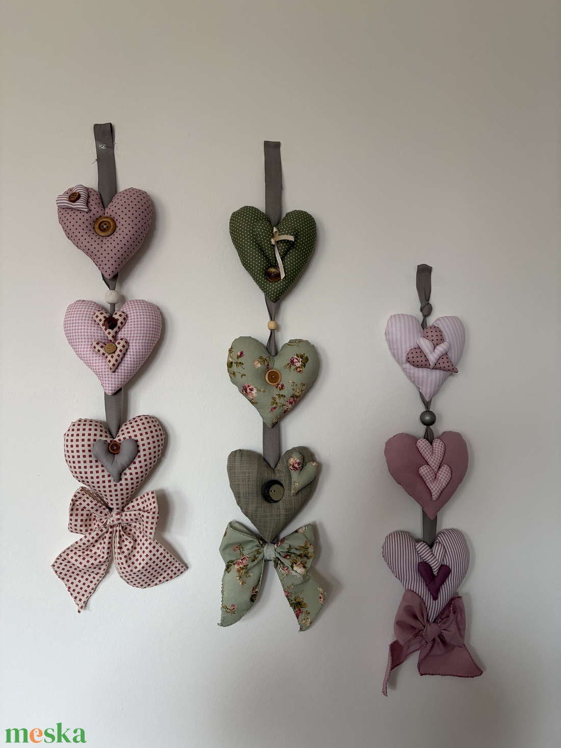 Lakásdekoráció szivecskékkel  - otthon & életmód - dekoráció - ajtó- és ablak dekoráció - ajtódísz & kopogtató - Meska.hu