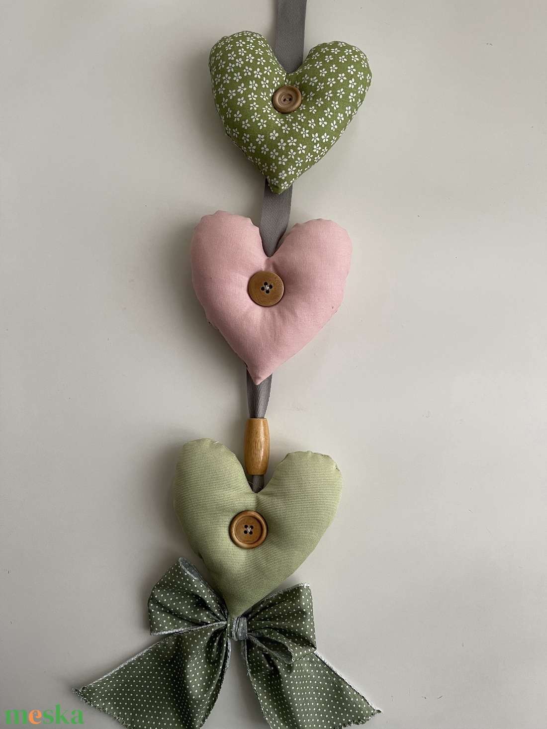 Lakásdekorációk szivecskékkel - otthon & életmód - dekoráció - ajtó- és ablak dekoráció - ajtódísz & kopogtató - Meska.hu