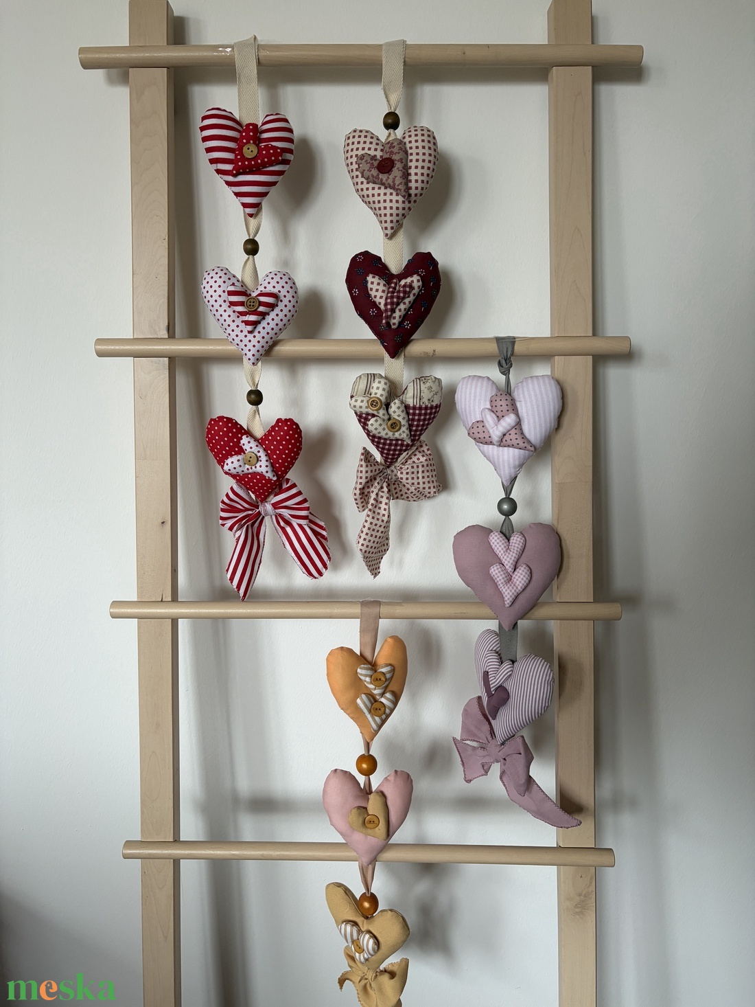 Lakásdekor szivecskékkel - otthon & életmód - dekoráció - ajtó- és ablak dekoráció - ajtódísz & kopogtató - Meska.hu