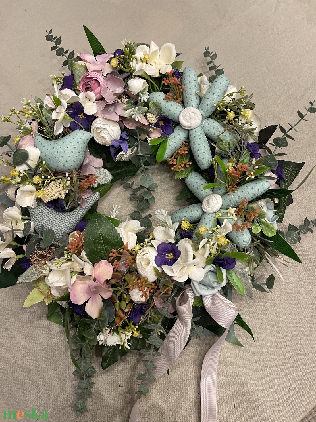 Ajtódísz tavasz-nyár textil margarétákkal - otthon & életmód - dekoráció - ajtó- és ablak dekoráció - ajtódísz & kopogtató - Meska.hu