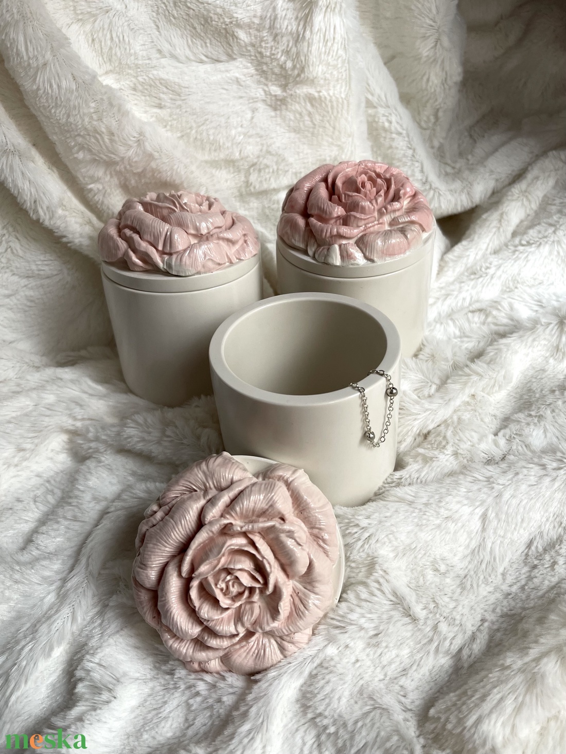 Nagy rózsás ékszertartó - ékszer - ékszertartó - ékszerdoboz - Meska.hu