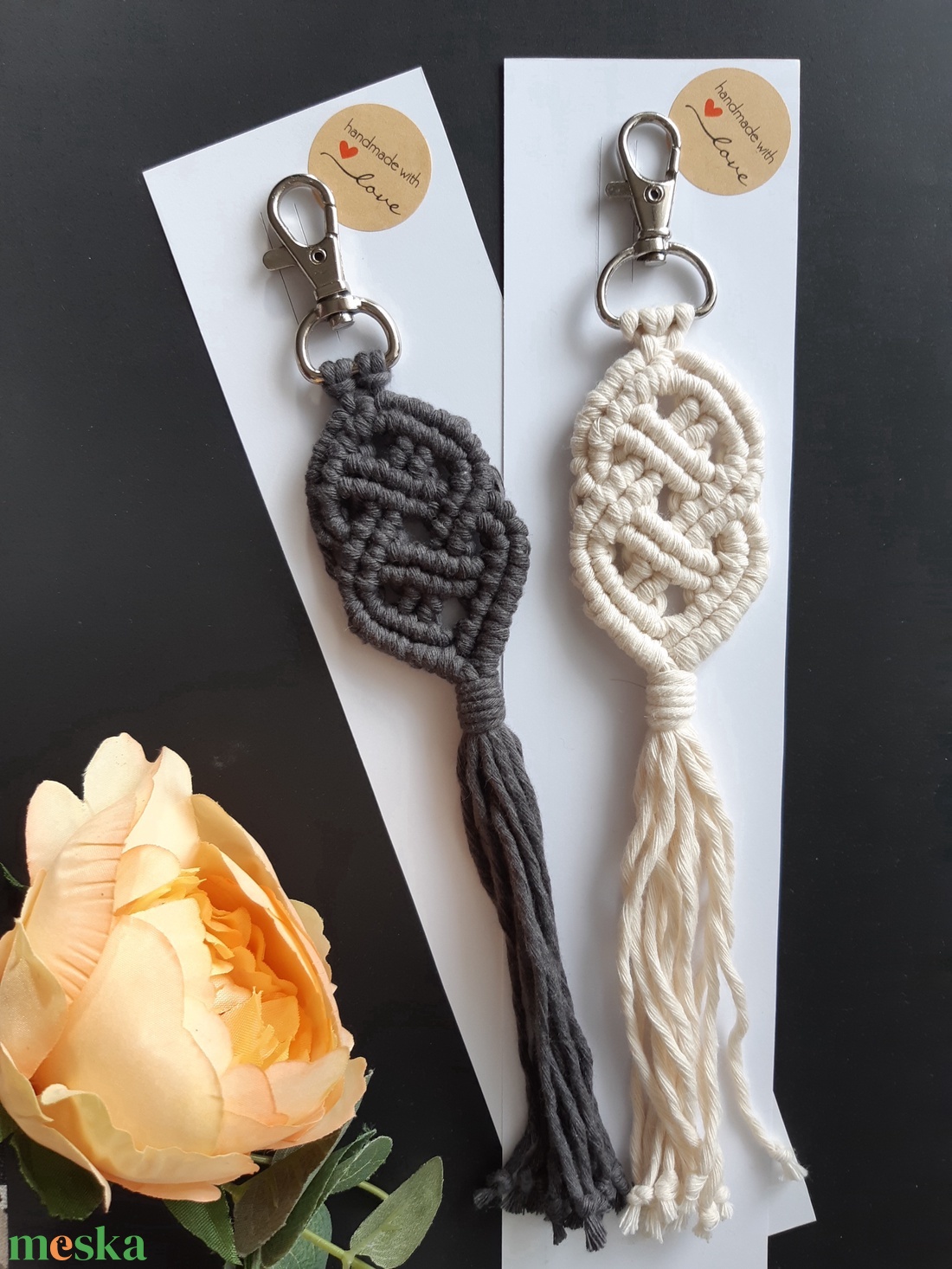 Makramé Celtic Knot kulcstartó és táskadísz - táska & tok - kulcstartó & táskadísz - táskadísz - Meska.hu Makramé Celtic Knot kulcstartó és táskadísz - táska & tok - kulcstartó & táskadísz - táskadísz - Meska.hu