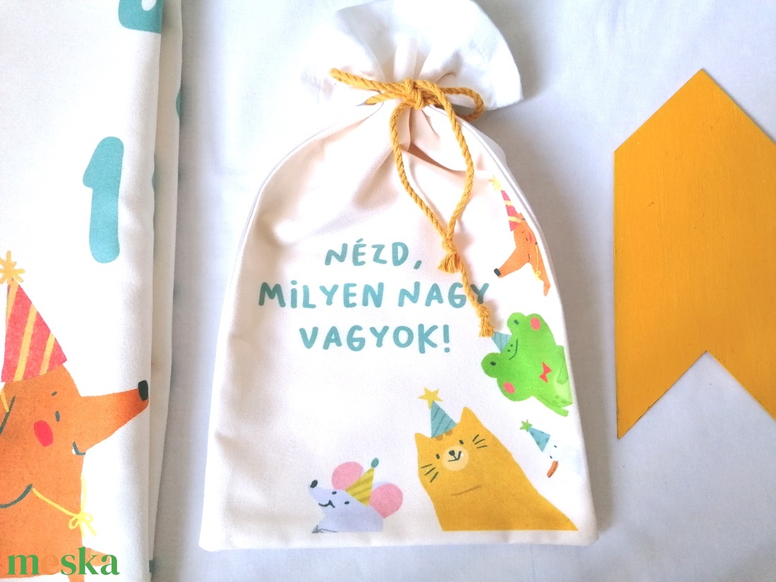 Magyar nyelvű mérföldkő takaró szett, egyedi tervezés! - játék & sport - 3 éves kor alattiaknak - játszószőnyeg - Meska.hu Magyar nyelvű mérföldkő takaró szett, egyedi tervezés! - játék & sport - 3 éves kor alattiaknak - játszószőnyeg - Meska.hu