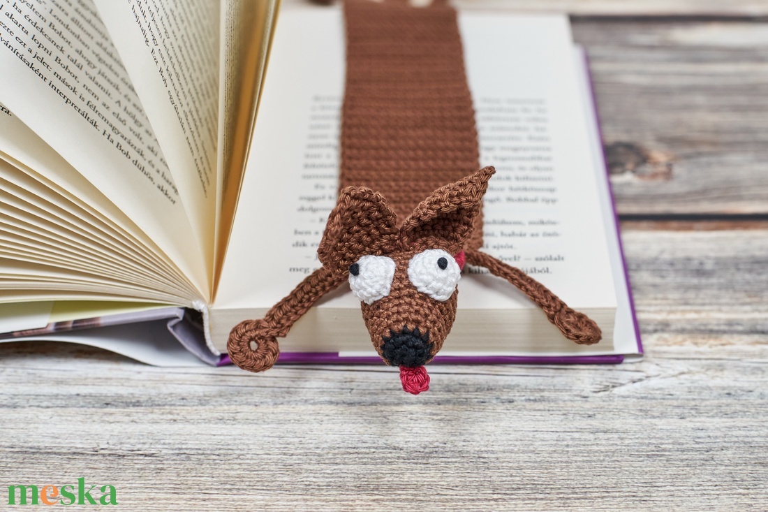 Horgolt könyvjelző KUTYA - könyv & zene - könyvjelző - Meska.hu