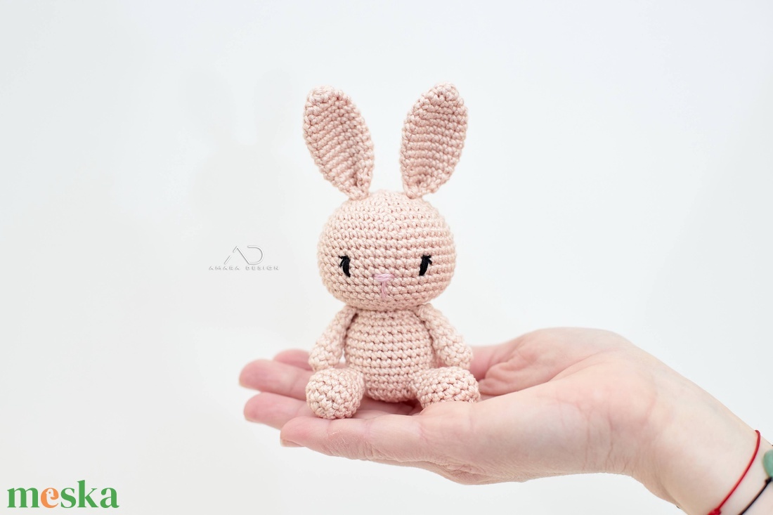 ZsebAmara - horgolt MINI ülő nyuszi marokfigura, húsvéti nyuszi - játék & sport - plüssállat & játékfigura - nyuszi - Meska.hu ZsebAmara - horgolt MINI ülő nyuszi marokfigura, húsvéti nyuszi - játék & sport - plüssállat & játékfigura - nyuszi - Meska.hu