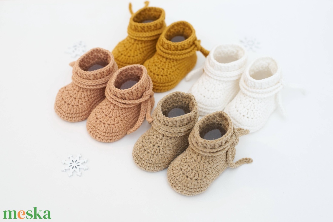 Horgolt babacipő - 6 színben rendelhető - baba - mama - keresztelő kellékek - keresztelő cipő - Meska.hu