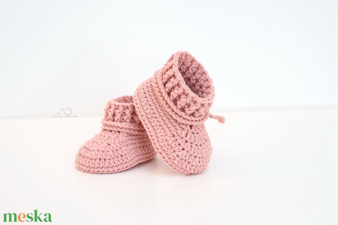 Horgolt babacipő - old rose - ruha & divat - babaruha & gyerekruha - babacipő - Meska.hu