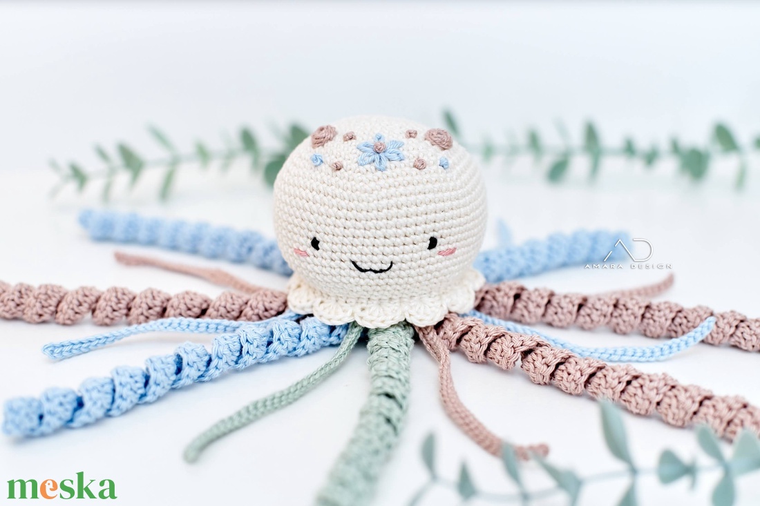 Horgolt NAGY krém polip virághímzéssel - rágókaként és csörgővel is kérhető (feláras) - játék & sport - plüssállat & játékfigura - polip, medúza - Meska.hu