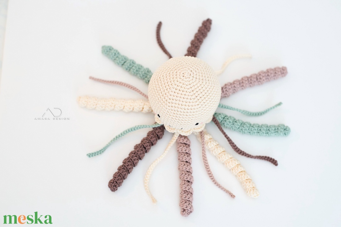 Horgolt NAGY krém polip  - baba - mama - babalátogató ajándékcsomag - Meska.hu