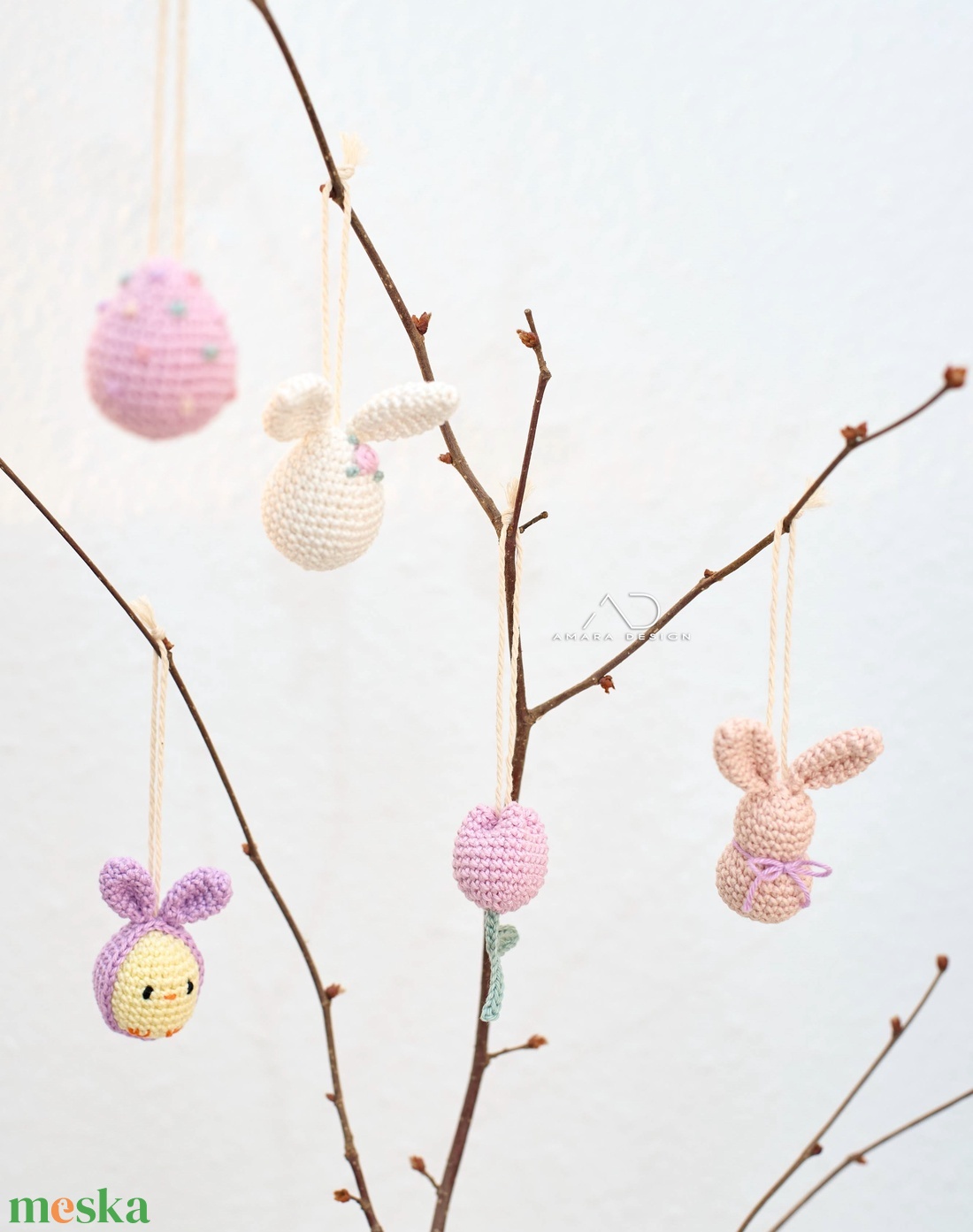 Húsvéti, tavaszi horgolt akasztós díszek - 5 db/csom - ünnepi díszek, dekorációk - húsvéti díszek és dekorációk - húsvéti tojásfadíszek - Meska.hu