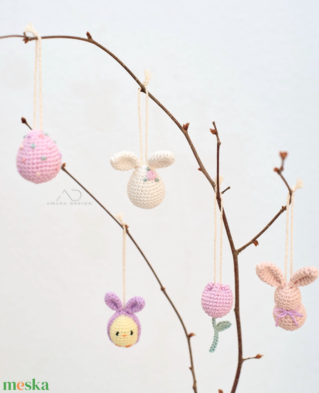 Húsvéti, tavaszi horgolt akasztós díszek - 5 db/csom - ünnepi díszek, dekorációk - húsvéti díszek és dekorációk - húsvéti tojásfadíszek - Meska.hu