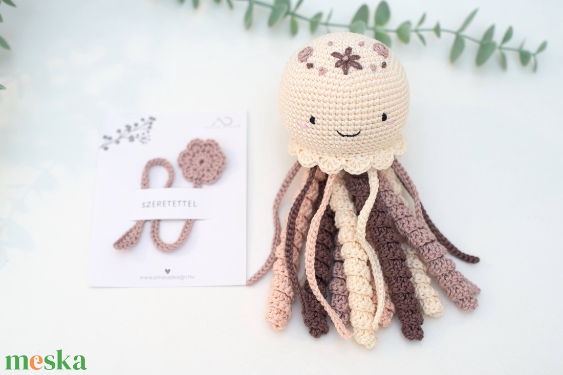 Virághímzett horgolt nagy polip könyvjelzővel � szeretettel anyukáknak  - baba - mama - babalátogató ajándékcsomag - Meska.hu