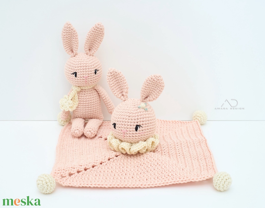 Nyuszis babaváró, babaköszöntő szett � horgolt nyuszi és szundikendő - baba - mama - babalátogató ajándékcsomag - Meska.hu