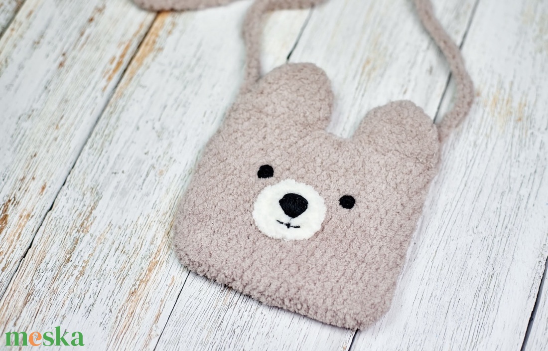 Oldaltáska gyerekeknek, horgolt macis crossbody - táska & tok - kézitáska & válltáska - válltáska - Meska.hu