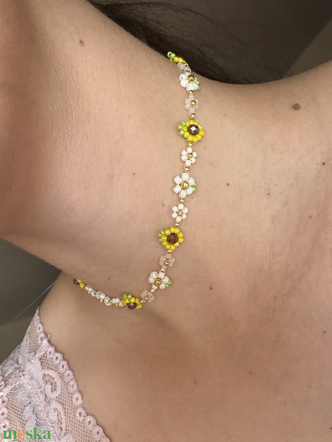 Százszorszép és napraforgó Choker - ékszer - nyaklánc - gyöngyös nyaklánc - Meska.hu