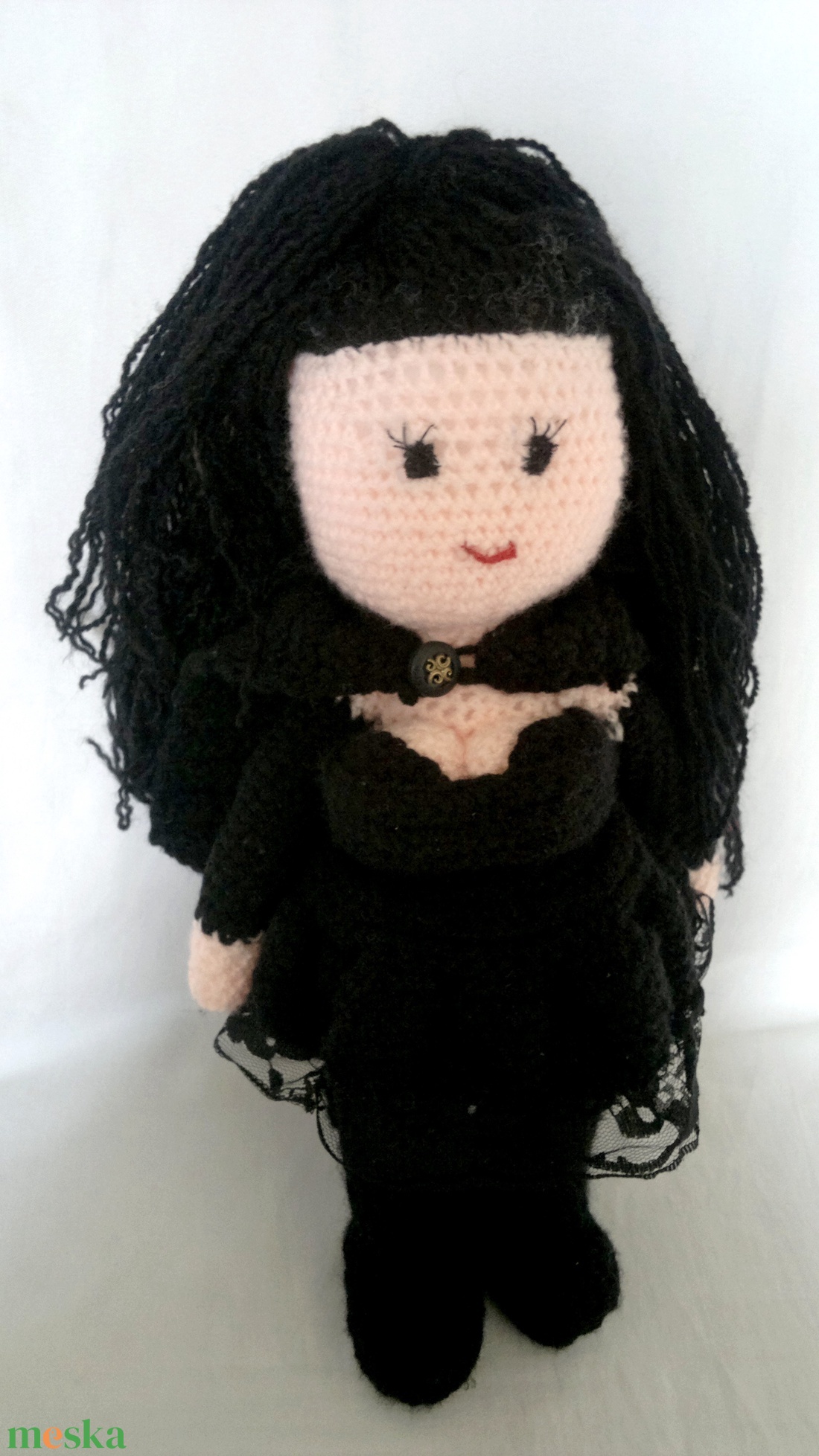 Bellatrix Lestrange horgolt figura a Harry Potter világából - játék & sport - plüssállat & játékfigura - ember - Meska.hu