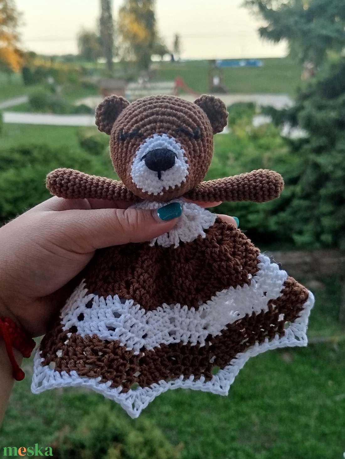 Horgolt macis szundikendő - játék & sport - babalátogató ajándékcsomag - Meska.hu Horgolt macis szundikendő - játék & sport - babalátogató ajándékcsomag - Meska.hu