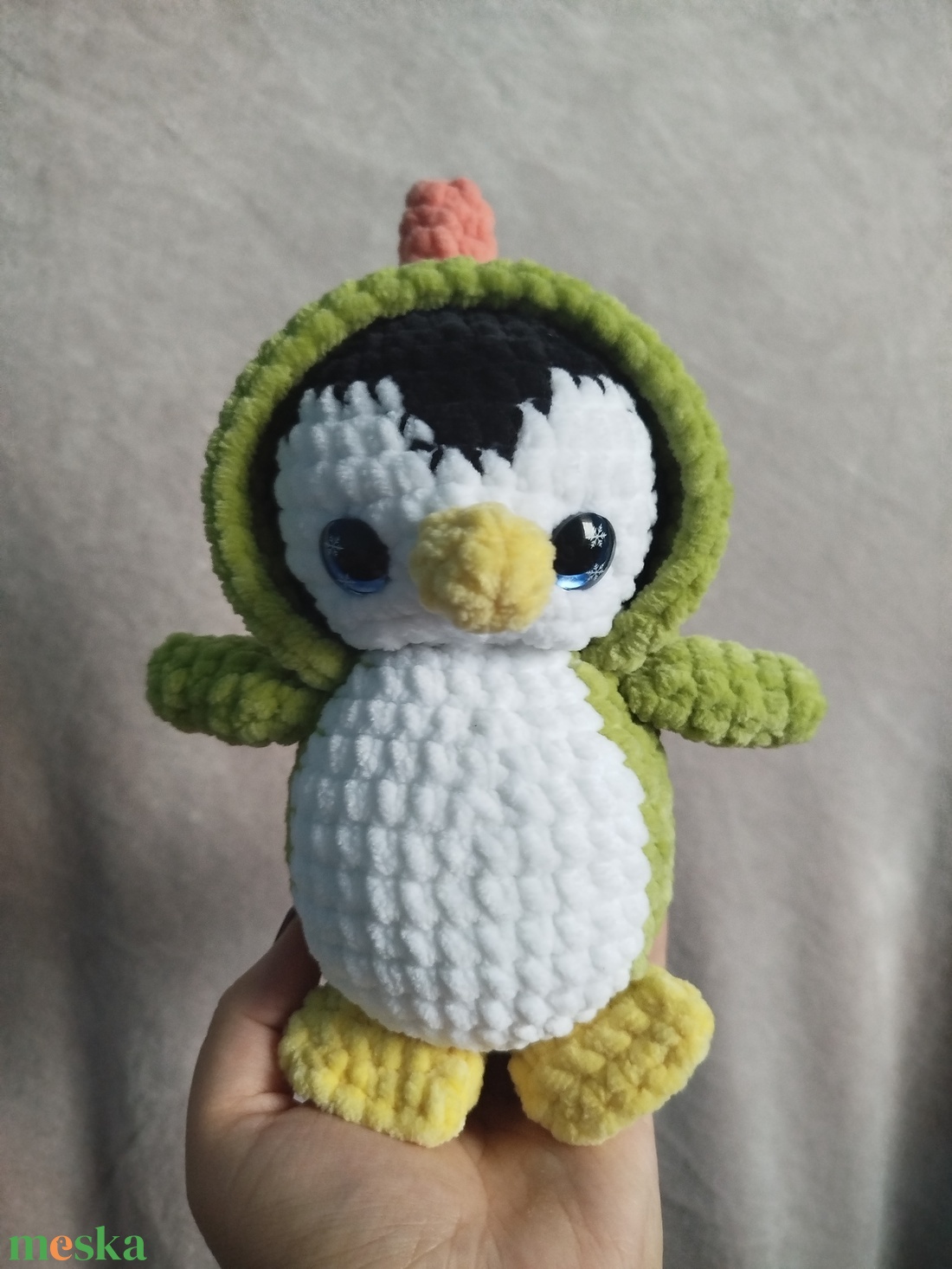 Horgolt dinó ruhás pingvin - játék & sport - plüssállat & játékfigura - plüss dínók - Meska.hu