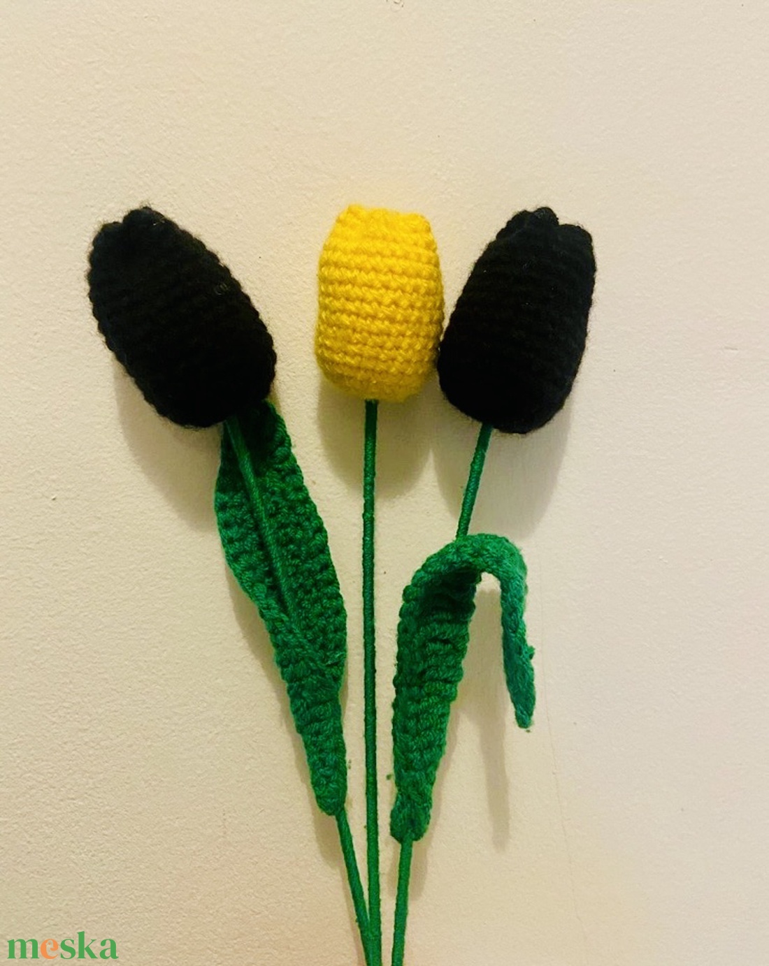 Amigurumi Horgolt tulipán virág/db - kellékek & szerszámok - dekorációs kellékek - figurák - Meska.hu