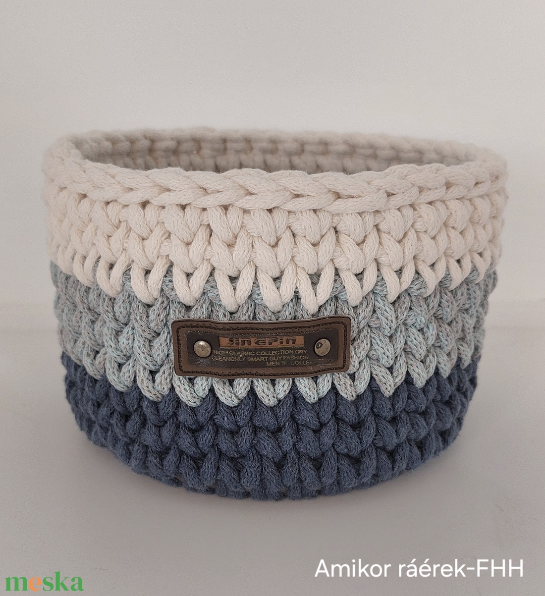 Horgolt kosár - otthon & életmód - tárolás & rendszerezés - tárolókosár - Meska.hu