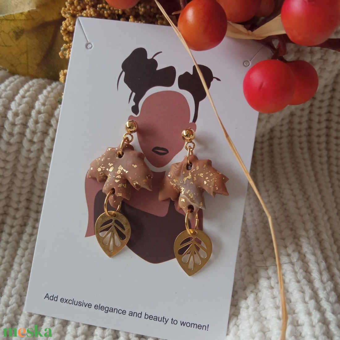 Arany csillogós faleveles fülbevaló - ékszer - fülbevaló - pötty fülbevaló - Meska.hu