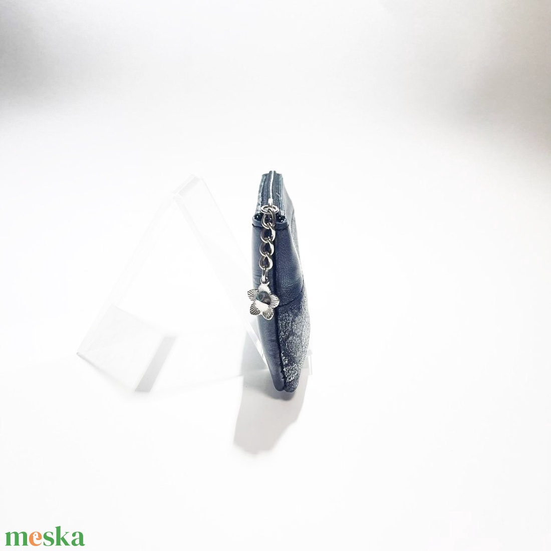 Sötét ezüst - szürke mintás ívelt egy cipzáras kulcstartó C8001 - táska & tok - kulcstartó & táskadísz - kulcstartó - Meska.hu