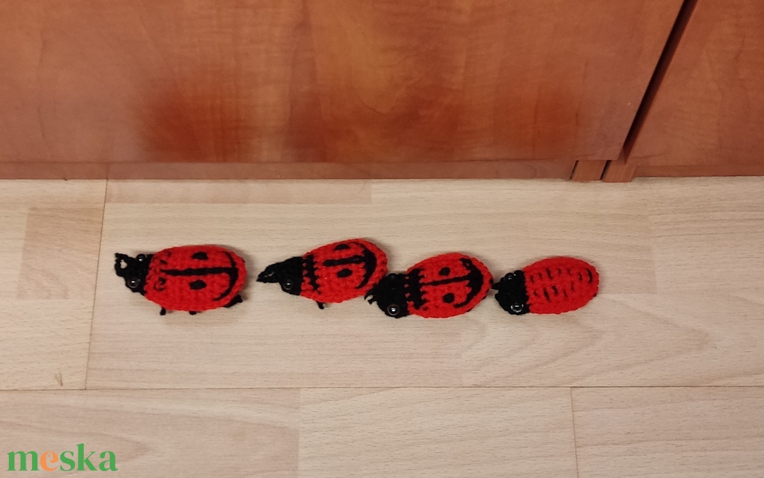 4 darab kicsi bodobács/ bodobács család - játék & sport - plüssállat & játékfigura - más figura - Meska.hu 4 darab kicsi bodobács/ bodobács család - játék & sport - plüssállat & játékfigura - más figura - Meska.hu