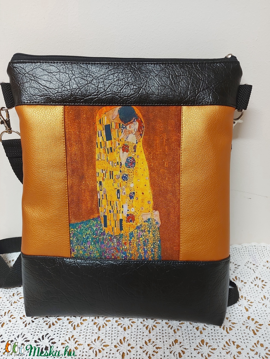Klimt A csók - táska & tok - kézitáska & válltáska - vállon átvethető táska - Meska.hu Klimt A csók - táska & tok - kézitáska & válltáska - vállon átvethető táska - Meska.hu