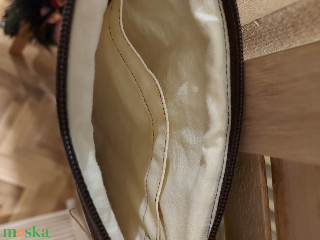 Tacsis oldaltáska - táska & tok - kézitáska & válltáska - belső rendező - Meska.hu