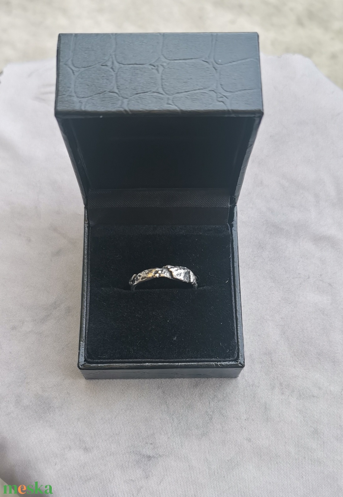 Amorf karika gyűrű - ékszer - gyűrű - kerek gyűrű - Meska.hu