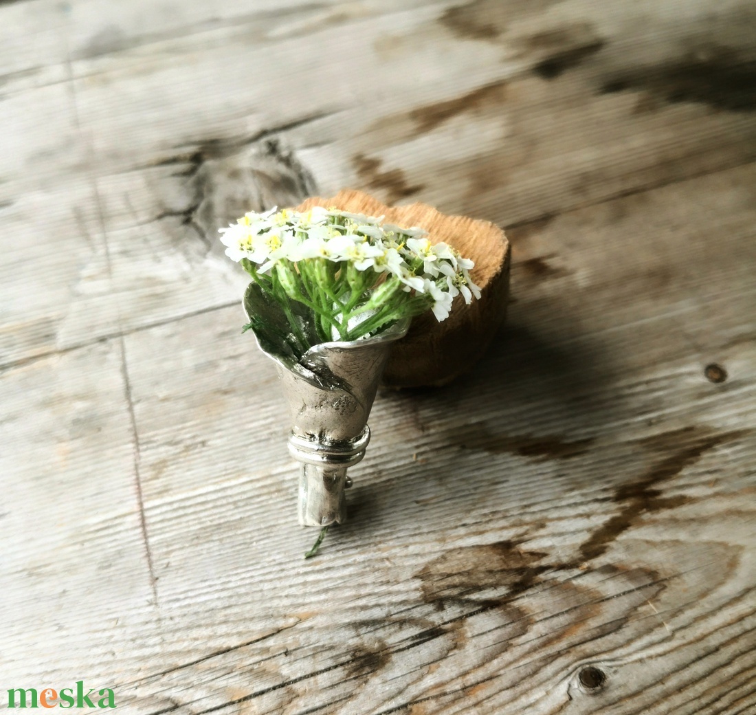 Virágcsokor bross - ékszer - kitűző és bross - Meska.hu