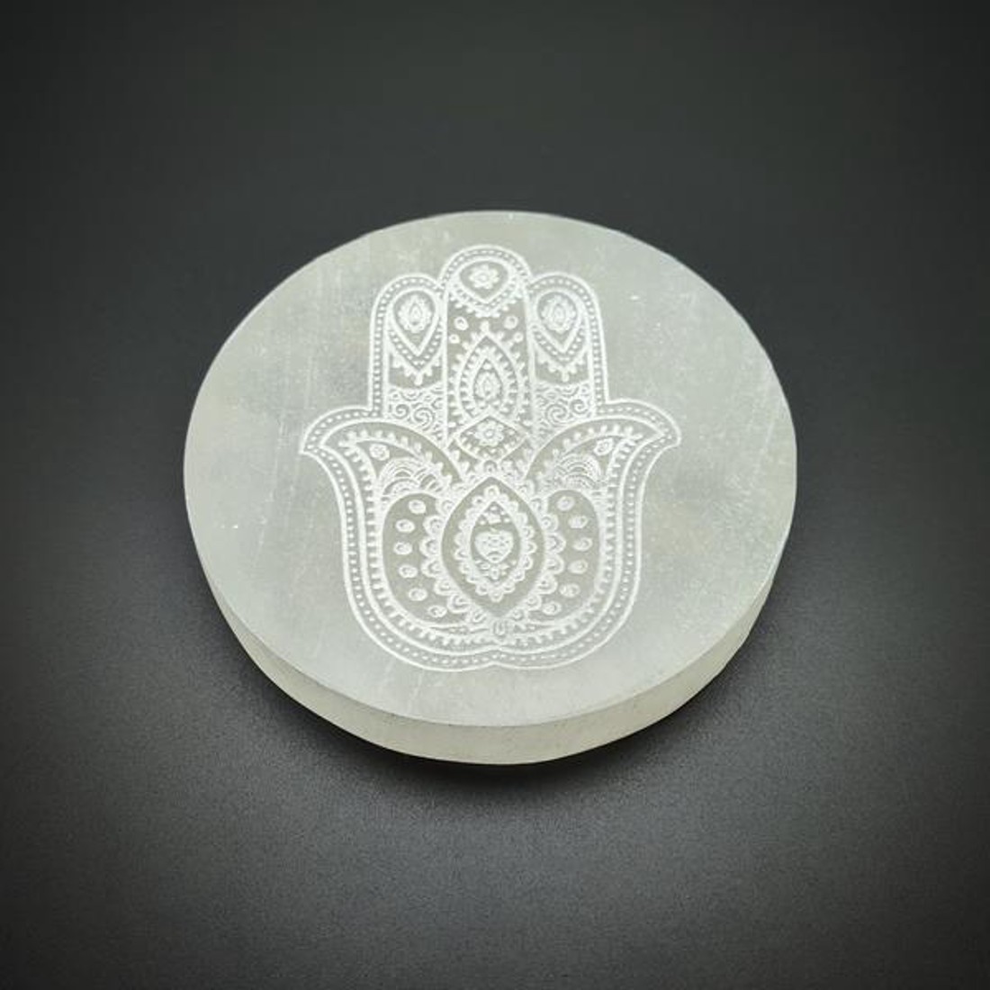 Szelenit korong fatima keze 10cm - kellékek & szerszámok - ásvány alapanyag - szelenit korong - Meska.hu Szelenit korong fatima keze 10cm - kellékek & szerszámok - ásvány alapanyag - szelenit korong - Meska.hu