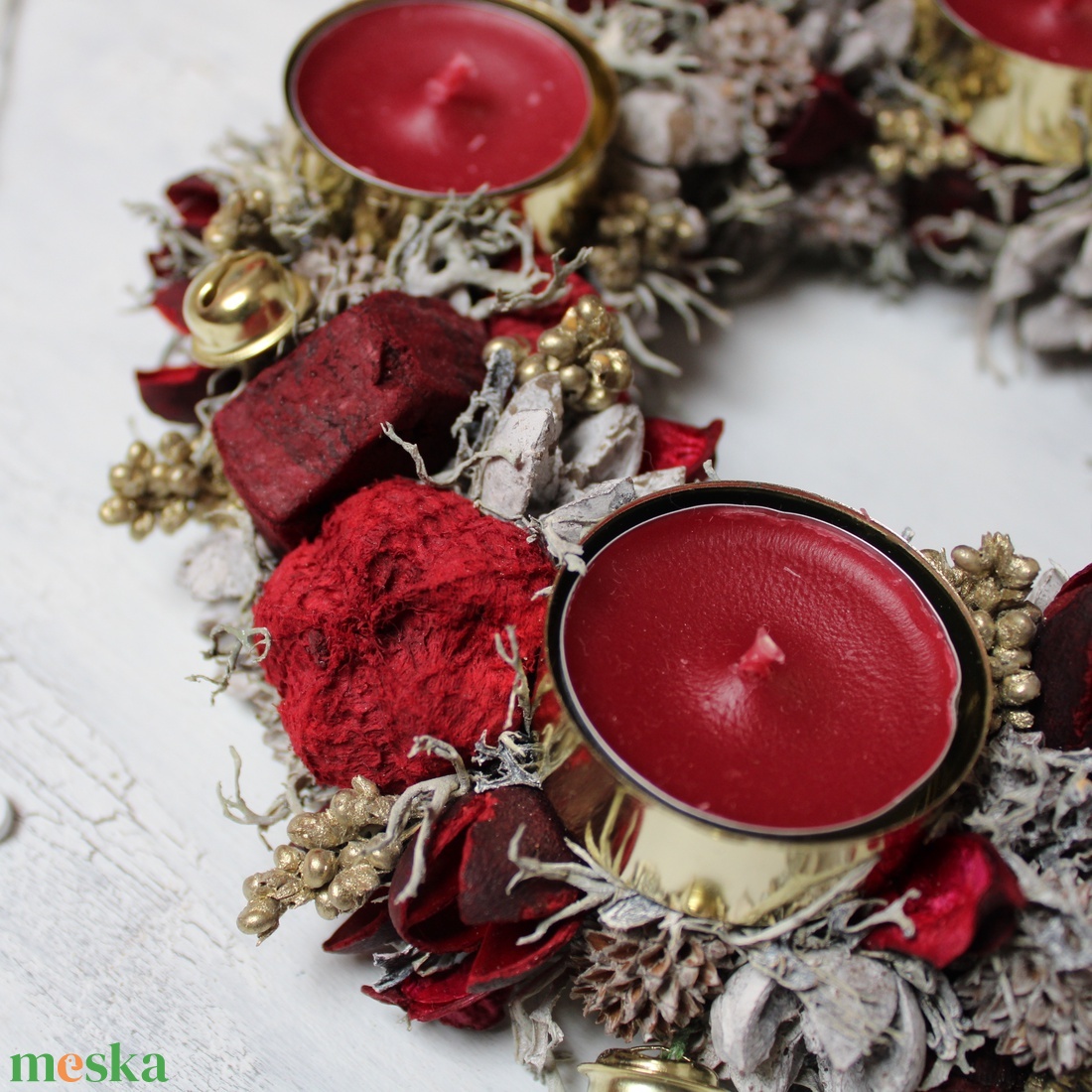 Adventi koszorú mécsesekkel (fehér-sötétpiros-arany) - karácsony - adventi díszek - adventi koszorú - Meska.hu Adventi koszorú mécsesekkel (fehér-sötétpiros-arany) - karácsony - adventi díszek - adventi koszorú - Meska.hu