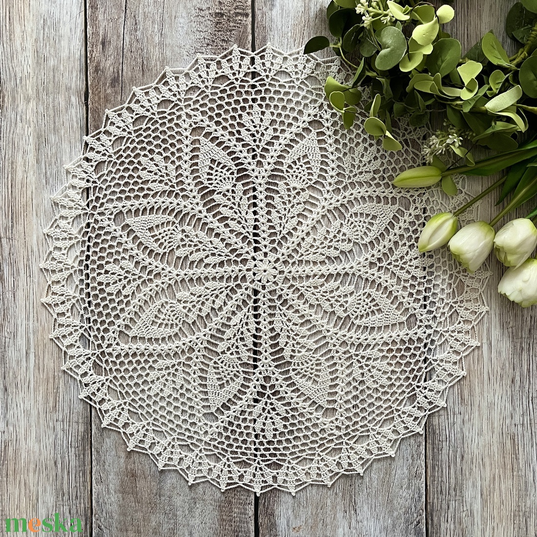 Törtfehér horgolt csipke terítő 45 cm - otthon & életmód - lakástextil - abrosz, terítő - díszterítő polcra, komódra - Meska.hu